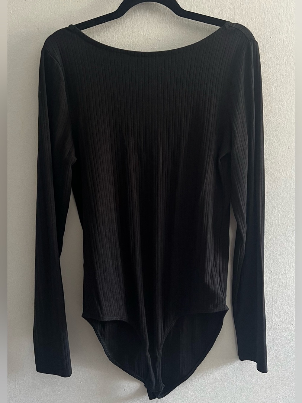 GAP Black Long-Sleeve Scoop-Neck Low Back Bodysuit Size L Tall